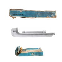 1967 Oldsmobile (EXCEPT F85 And Toronado) Right Passenger Side Front Fender Vetical Molding Extension NOS